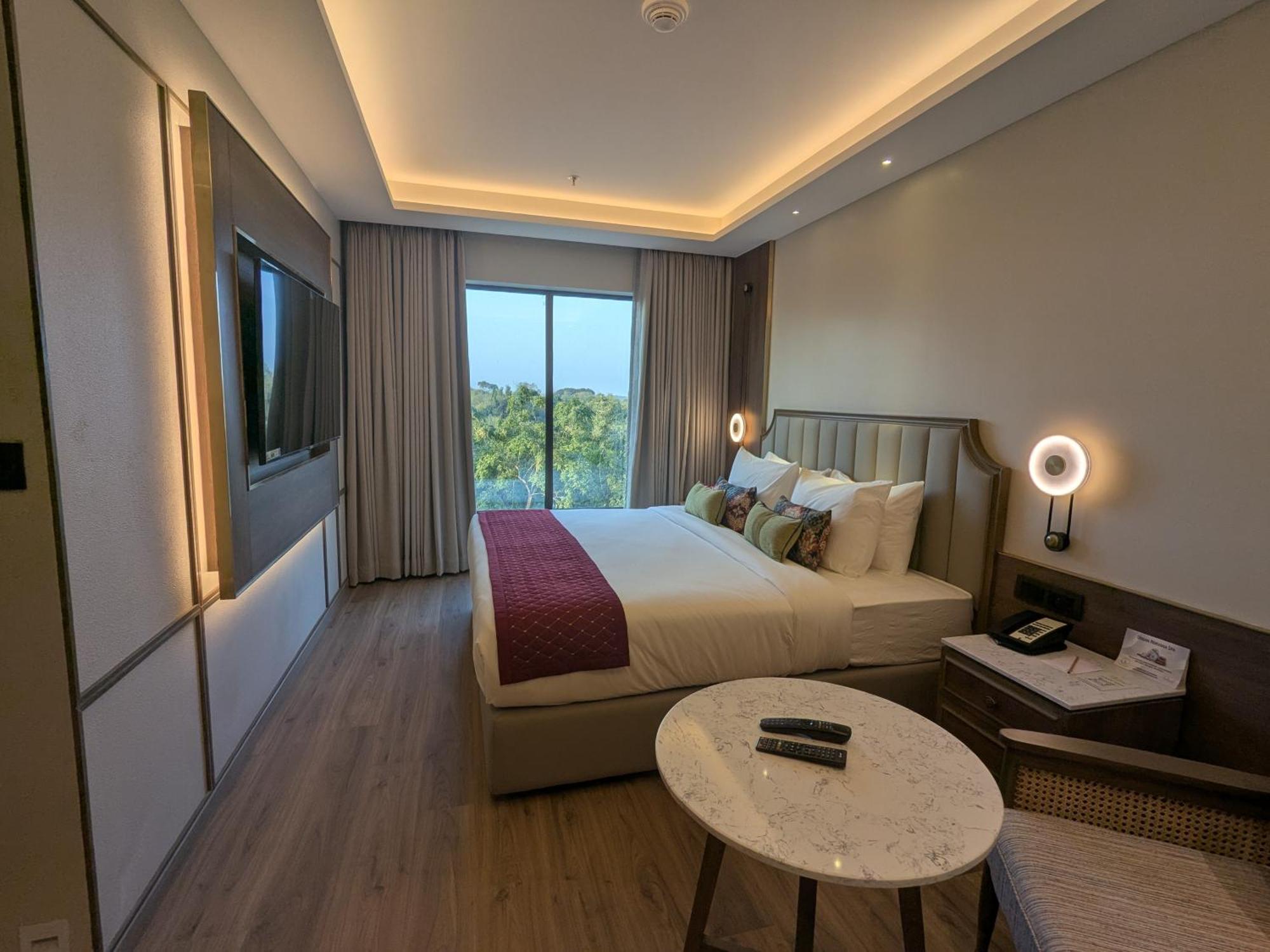 Boulevard 9 Luxury Resort & Spa Nadiād Zewnętrze zdjęcie